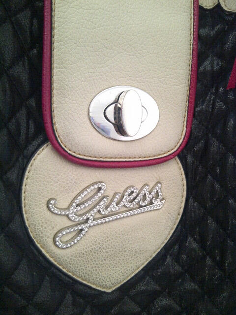 TAS DAN DOMPET GUESS ORI.