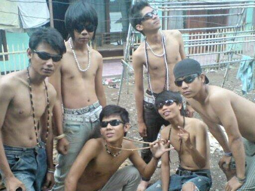 gaya berfoto 2007 an alias &#91;ALAY&#93; masuk gan ngakak abis