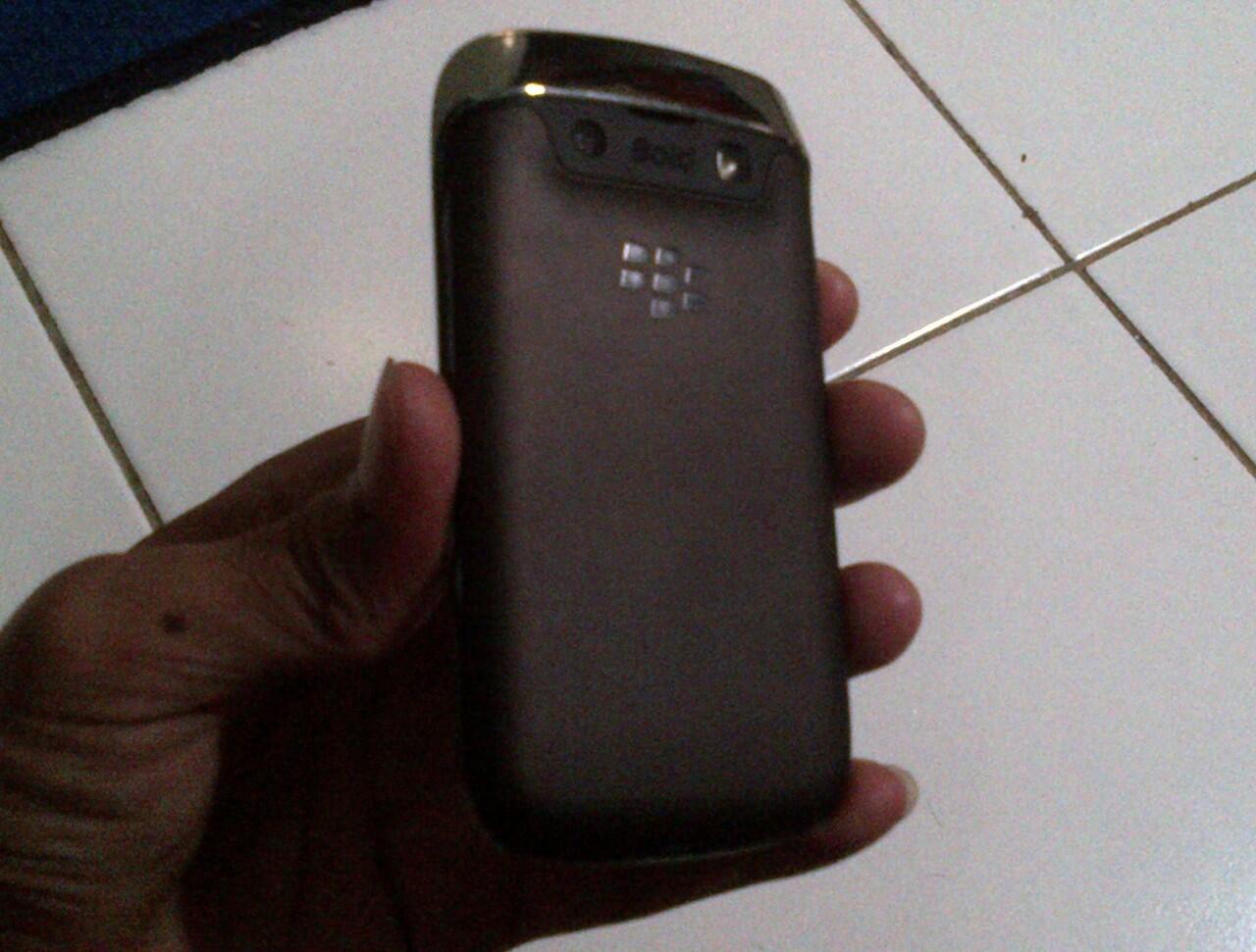 Jual Cepat blackberry 9790 bb bellagio a.k.a onyx 3 masih garansi tam