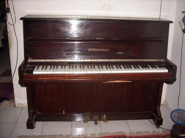 Terjual Jual Piano Stenberg Klasik | KASKUS