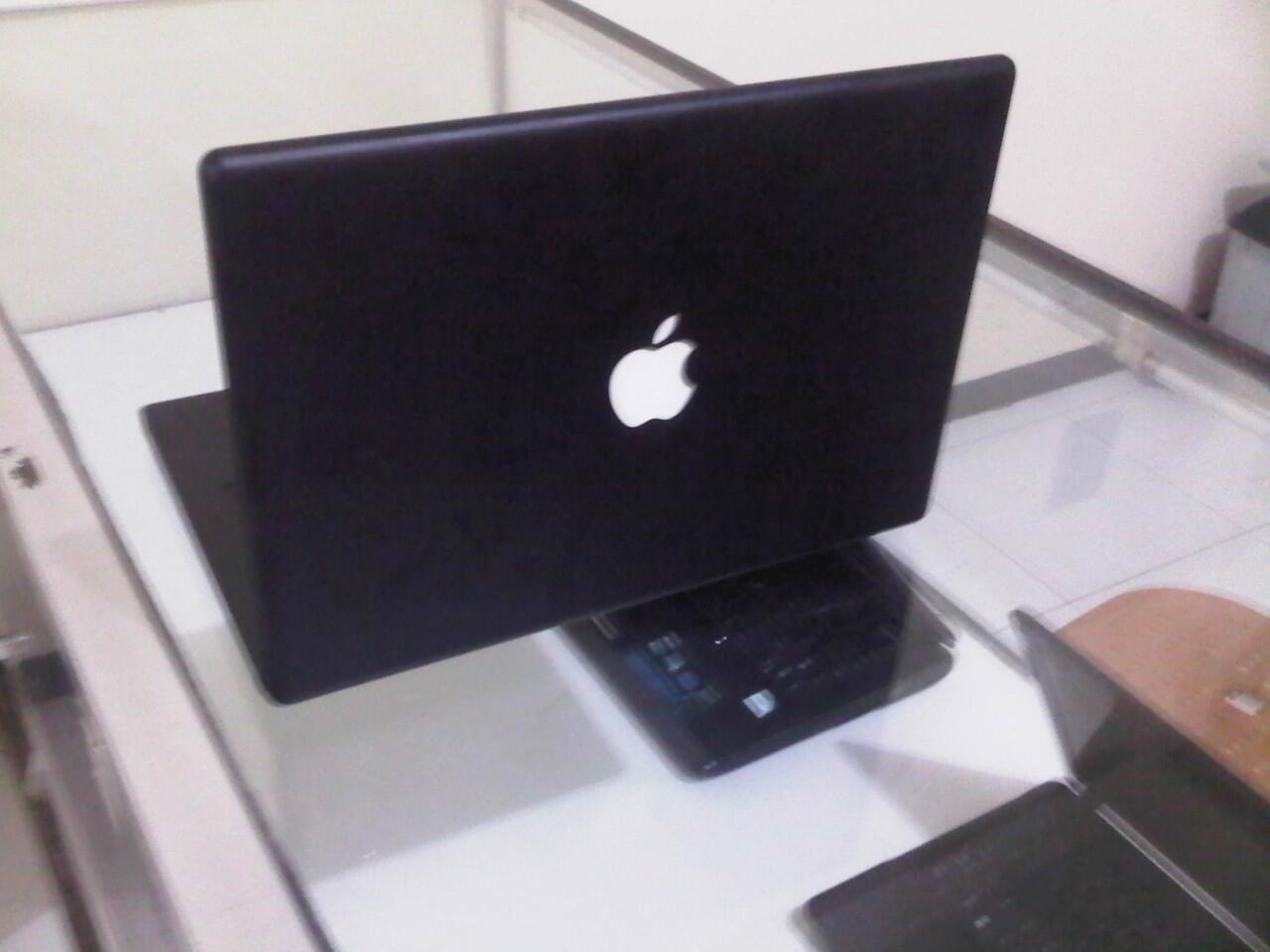 macbook black