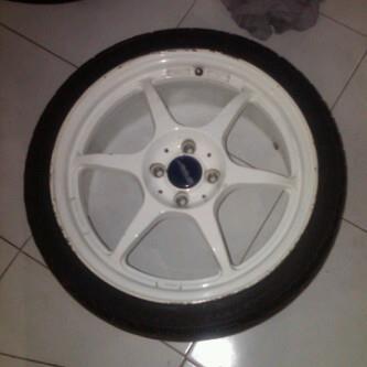 rep buddyclub P1 r17/4x100+ban accelera r17/205/40