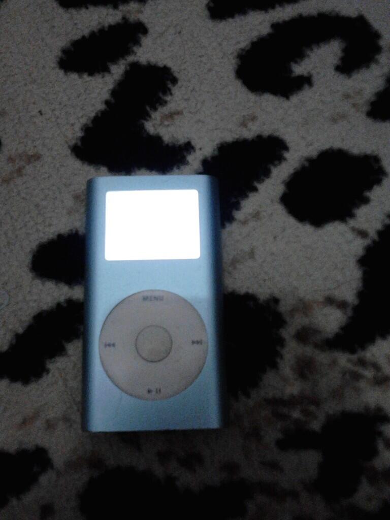 IPOD MINI 2ND GEN 4GB BLUE NORMAL