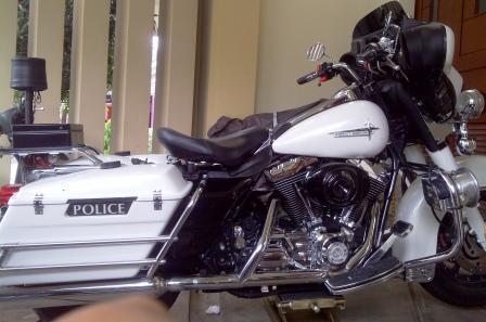 HARLEY-DAVIDSON ELECTRA POLICE