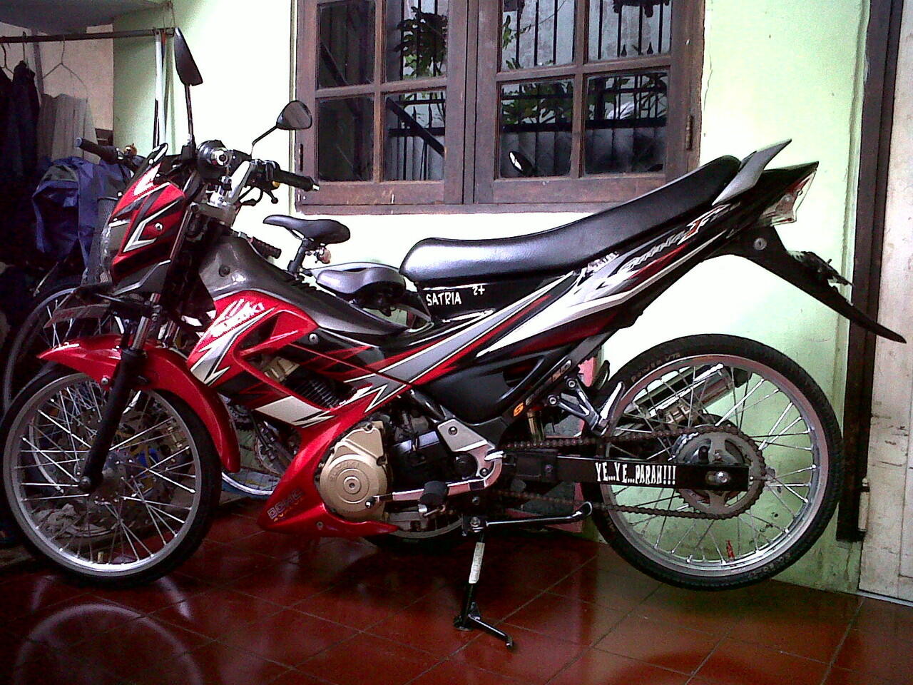 JUAL SATRIA F 2009 GREES