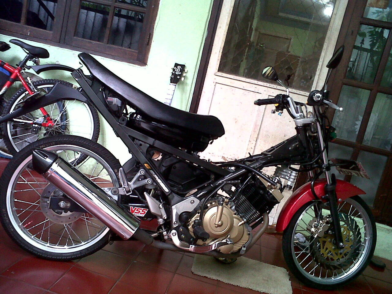 JUAL SATRIA F 2009 GREES