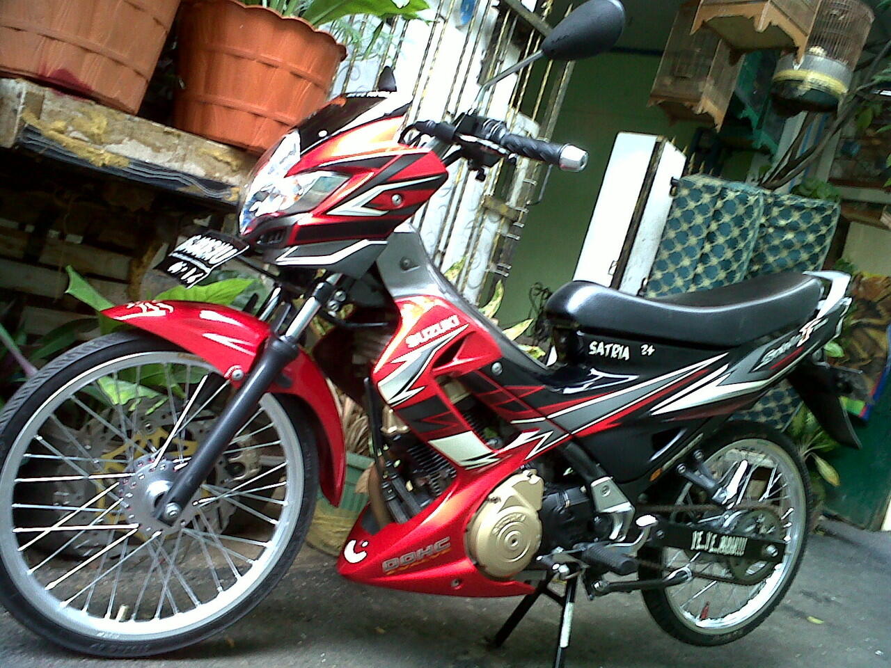 JUAL SATRIA F 2009 GREES
