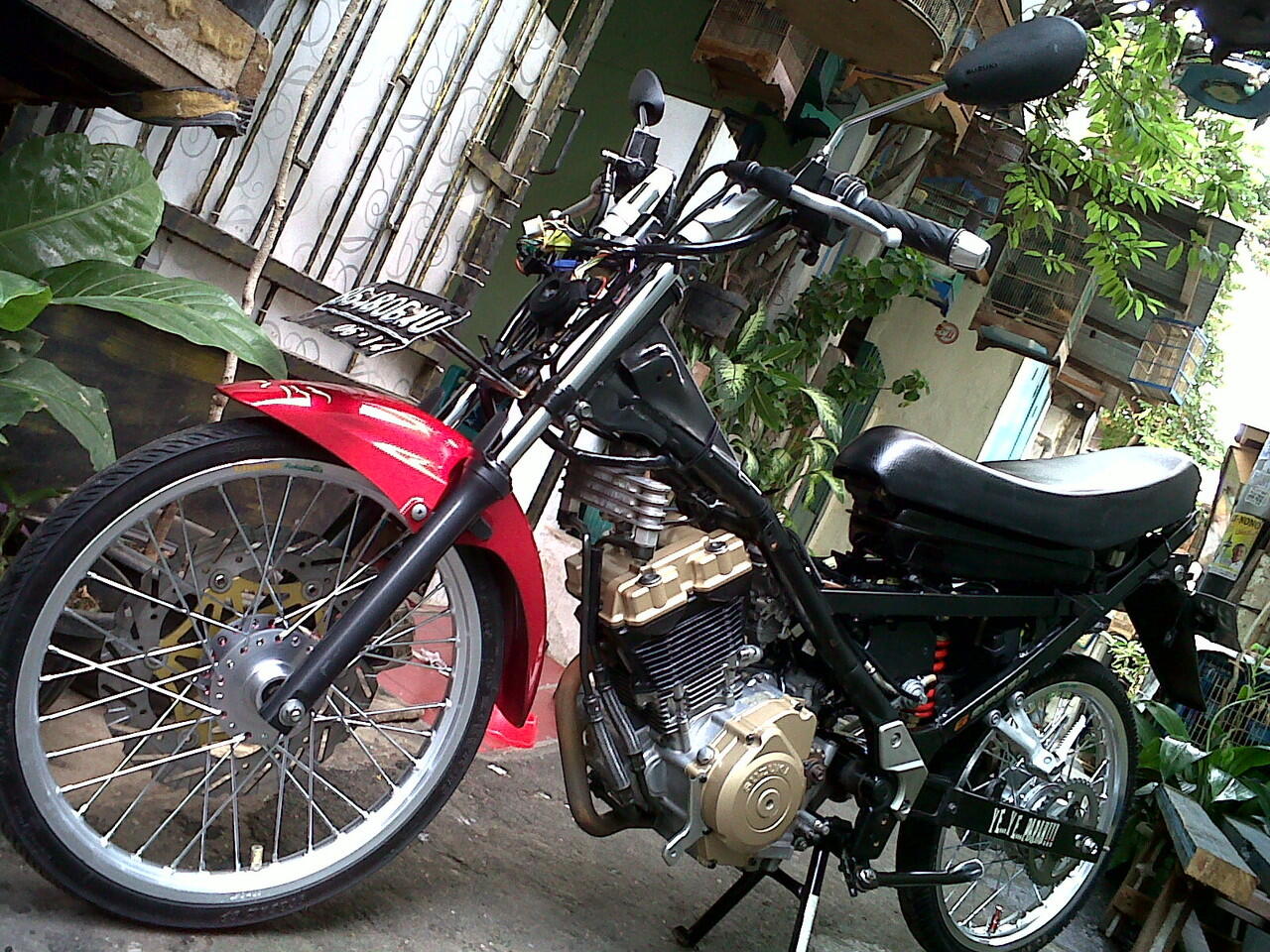 JUAL SATRIA F 2009 GREES