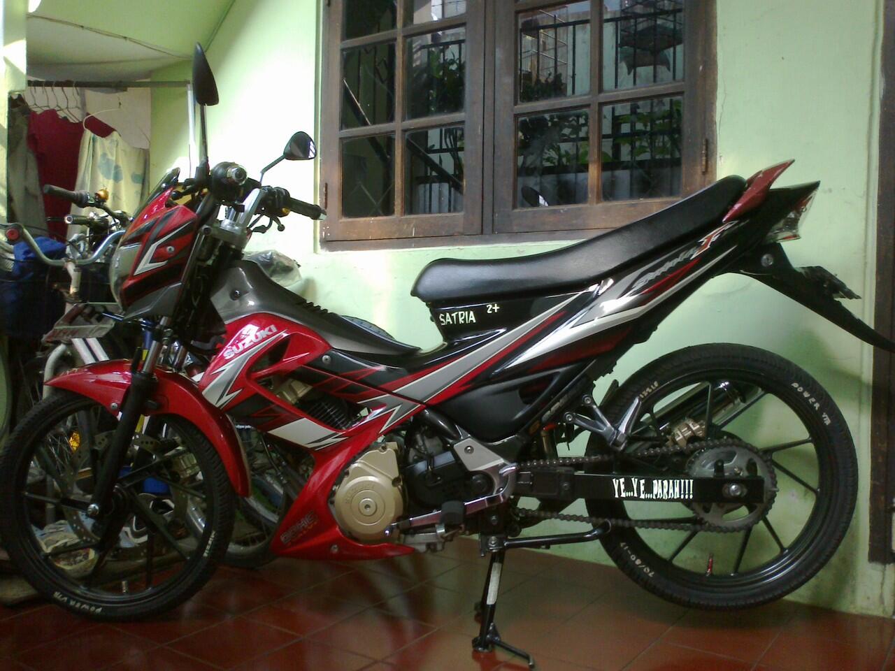 JUAL SATRIA F 2009 GREES
