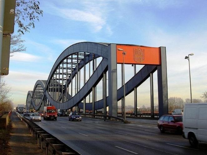 &#91;Travel&#93; Menapaki Jembatan Paling Mewah di Jerman