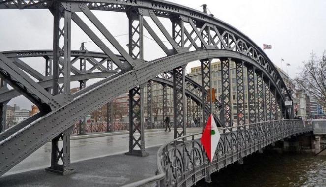 &#91;Travel&#93; Menapaki Jembatan Paling Mewah di Jerman