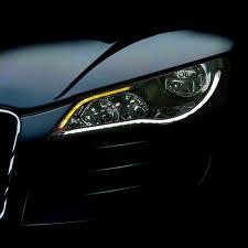 Lampu Depan Projector dan Lampu Belakang LED Mobil