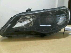 Lampu Depan Projector dan Lampu Belakang LED Mobil