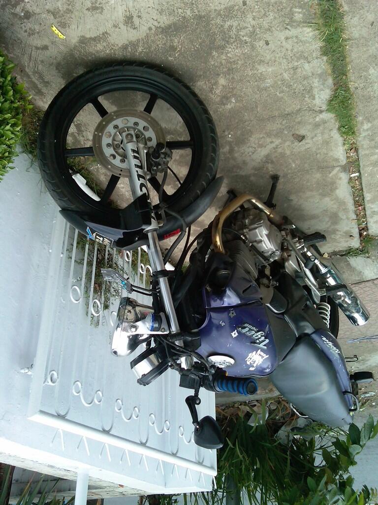 Dijual Honda Tiger 200CC Built Up Jepang, produksi tahun 1995