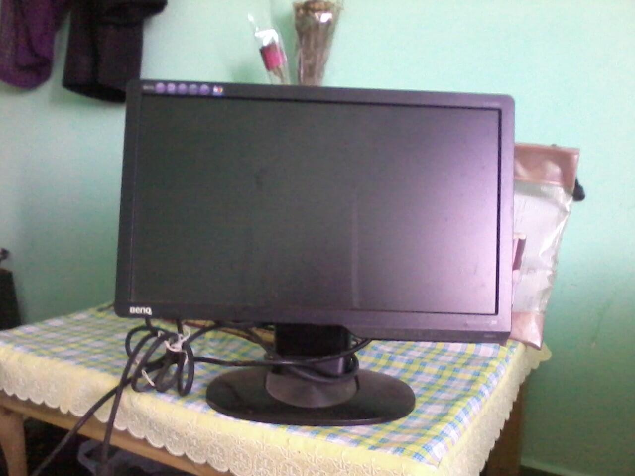 Terjual MONITOR LCD WIDE SCREEN BENQ 