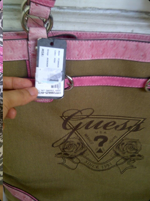 Garage Sale Bag Guess Ori and Charles Keith