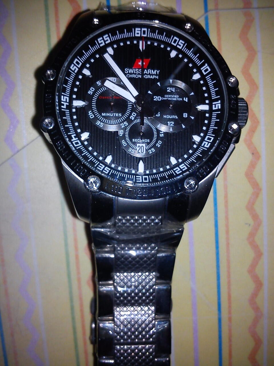 JAM TANGAN SWISS ARMY