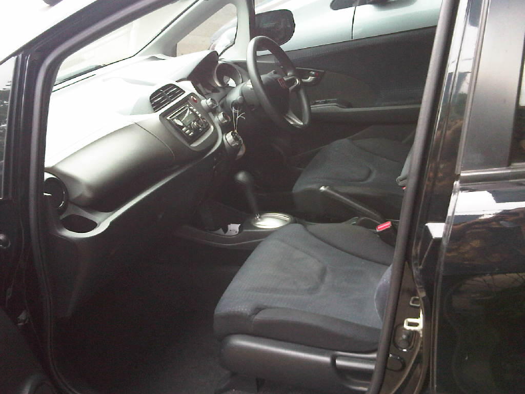 HONDA ALL NEW JAZZ S AT 2008 PEMAKAIAN2009 HITAM METALIK