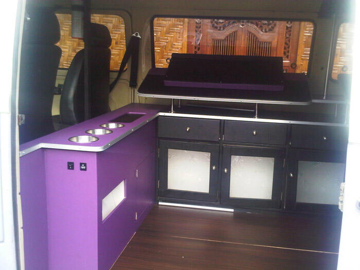 jual vw kombi cafe jerman thn 73, mesin oke, ex iklan dan kuat perjalanan jauh