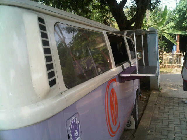 jual vw kombi cafe jerman thn 73, mesin oke, ex iklan dan kuat perjalanan jauh