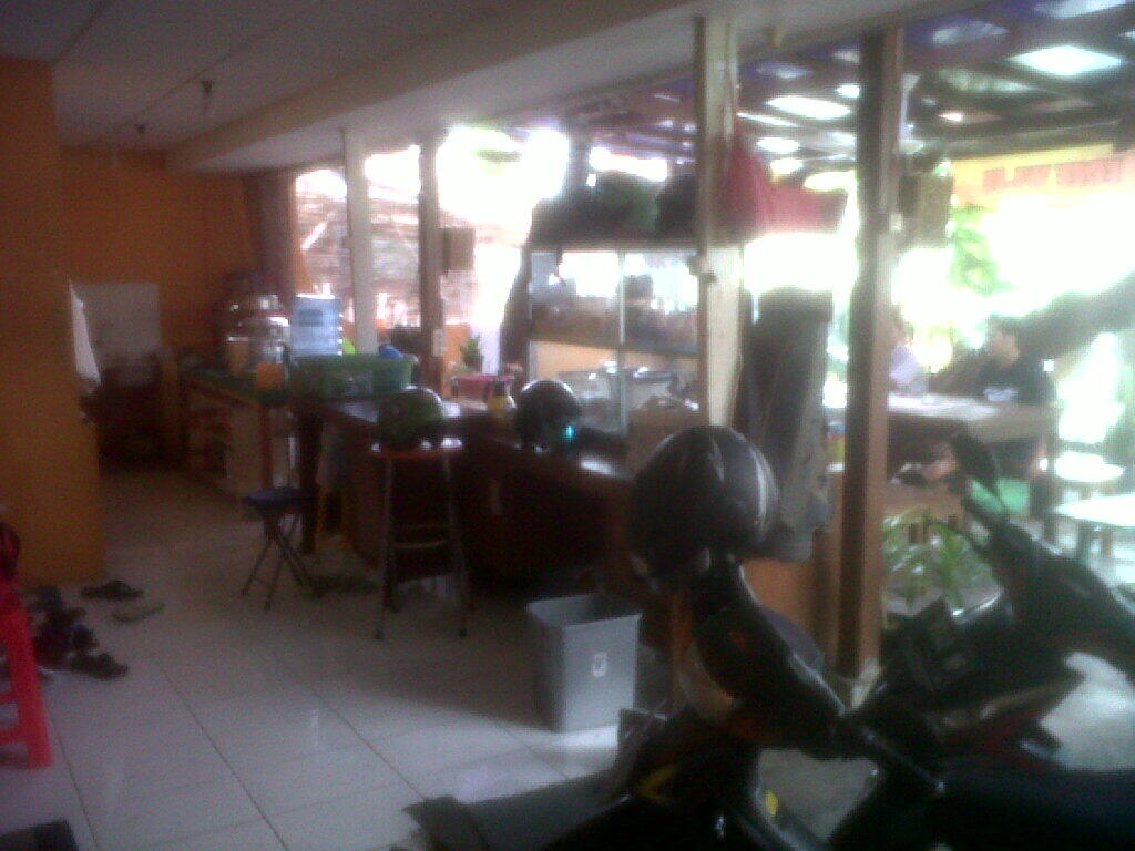 DIJUAL RUMAH DAERAH SEMOLOWARU SURABAYA