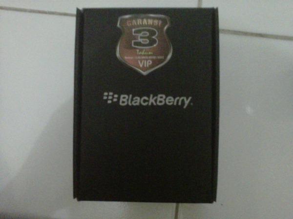 jual bermacam-macam blackberry baru bergaransi 3thn murah.