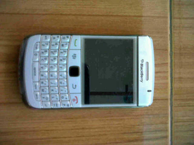 wts bb 9700 onyx 1 putih