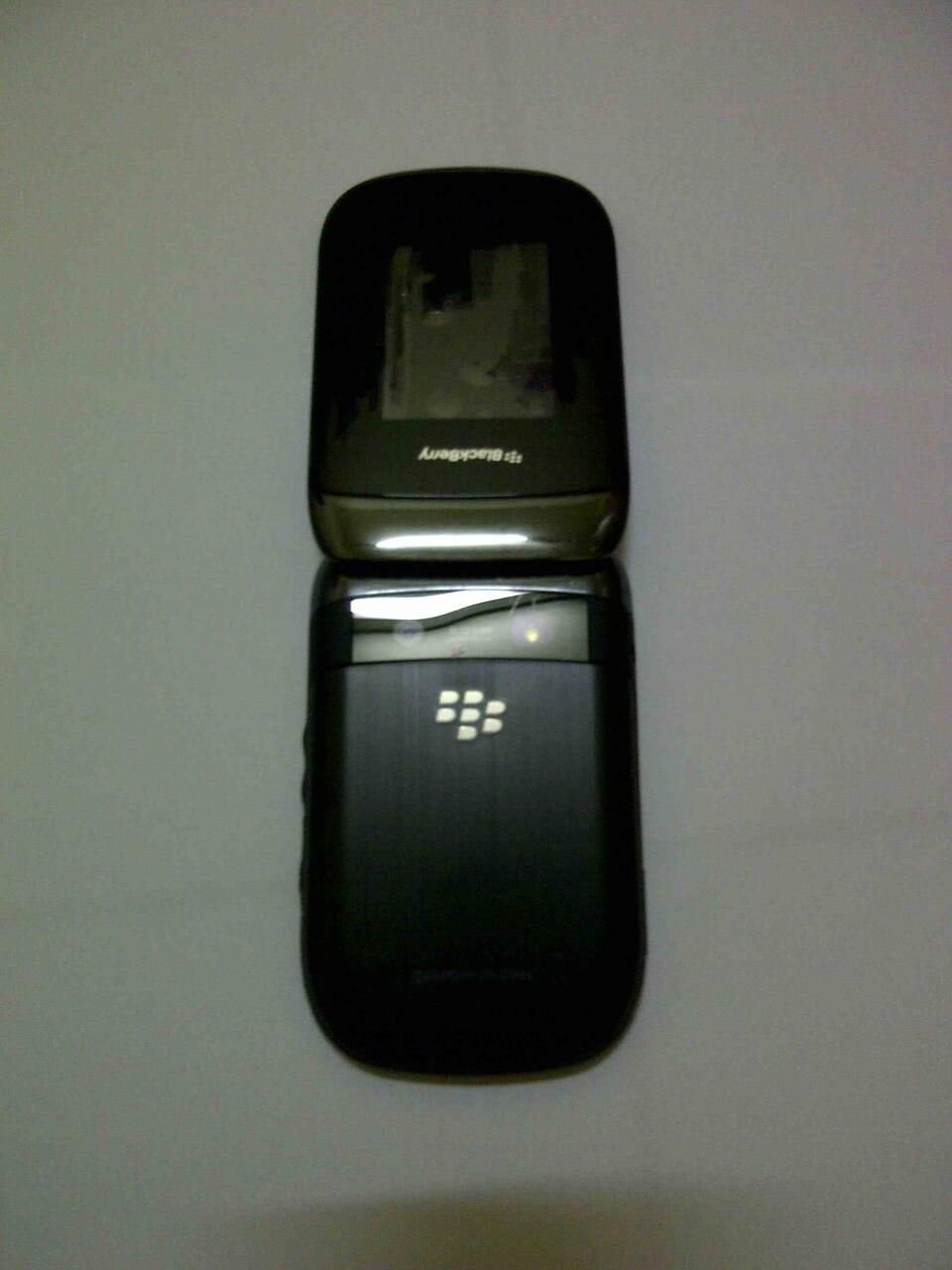 blackberry style 9670