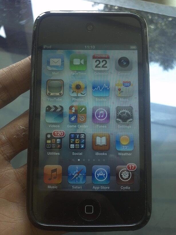 Ipod Touch 4th Gen 32GB Black Lengkap