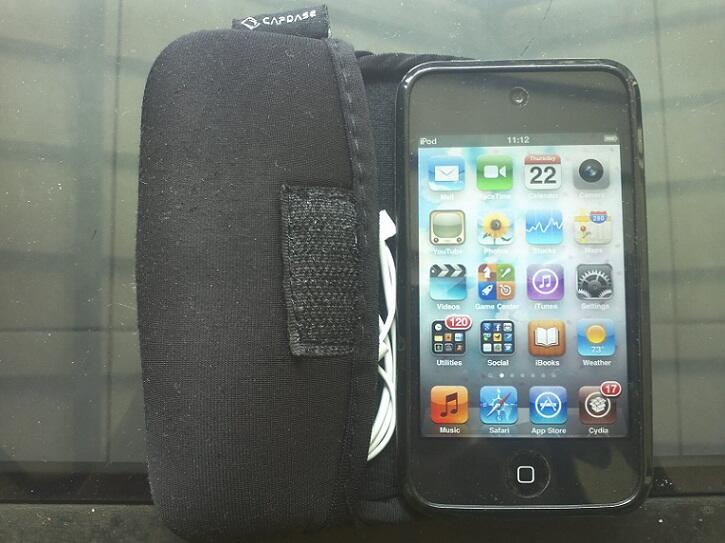 Ipod Touch 4th Gen 32GB Black Lengkap