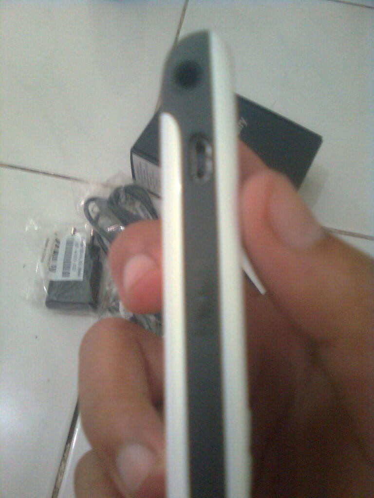 WTS Blackberry 8520 a.k.a Gemini Second, garansi masih panjang -+ 20 bulan (nego)