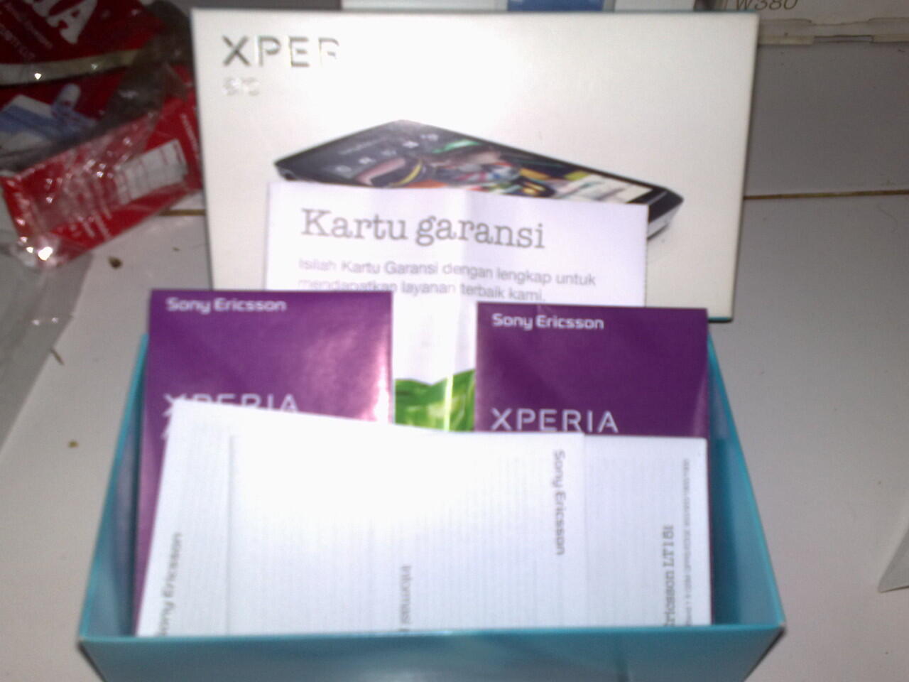 Nokia Daun 7600 (Rare) +Sony Ericsson Xperia Arc...cekidot gan....