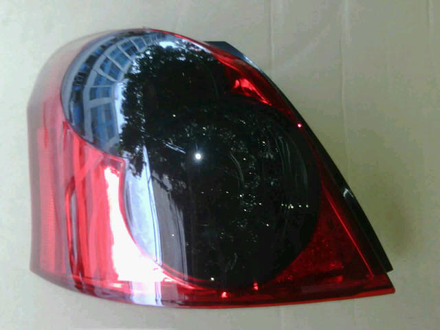 Lampu Depan Projector dan Lampu Belakang LED Mobil