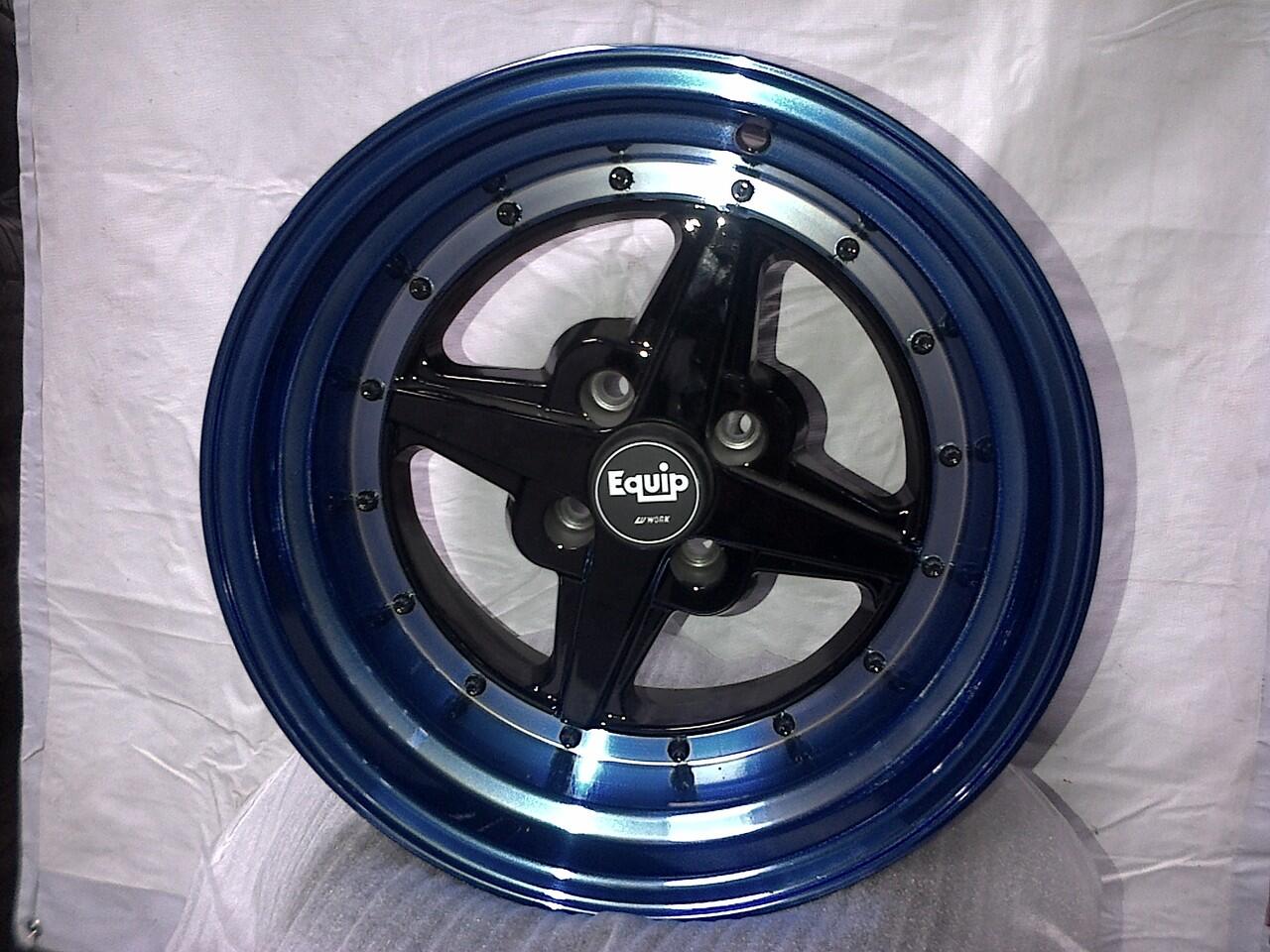 Terjual Boss Motorsport - Bursa velg + ban mobil baru