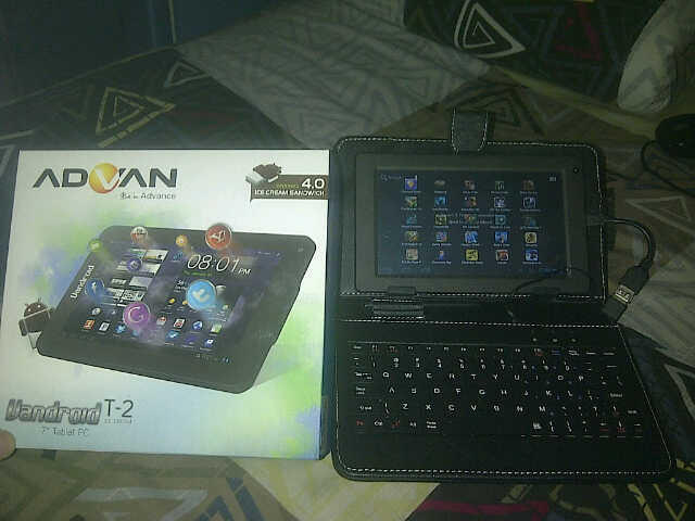 Advan T2 Vandroid+keyboard,anti gores,Mmc. mulus,lengkap and msh garansi