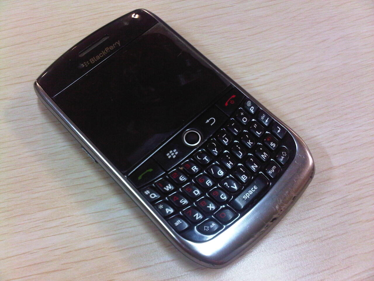 WTS BLACKBERRY 8900 aka JAVELINE Bandung Only