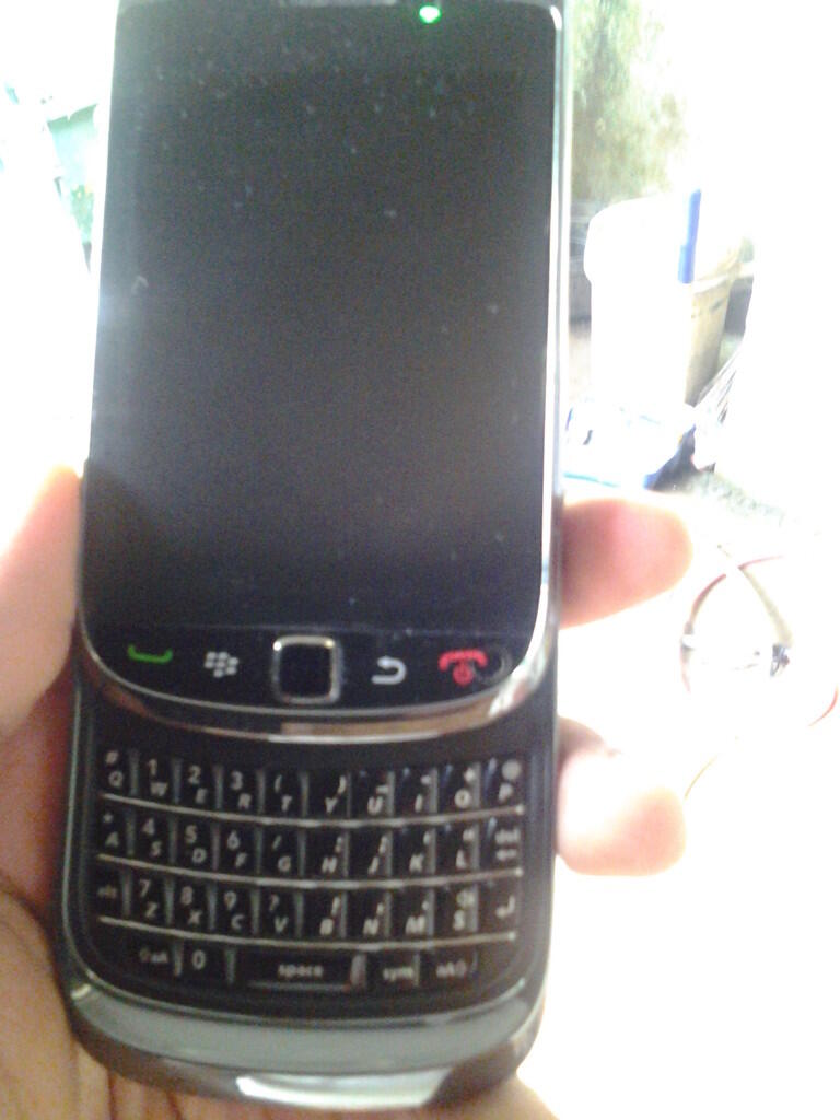 bb torch 9800,istimewa,garansi selular shop