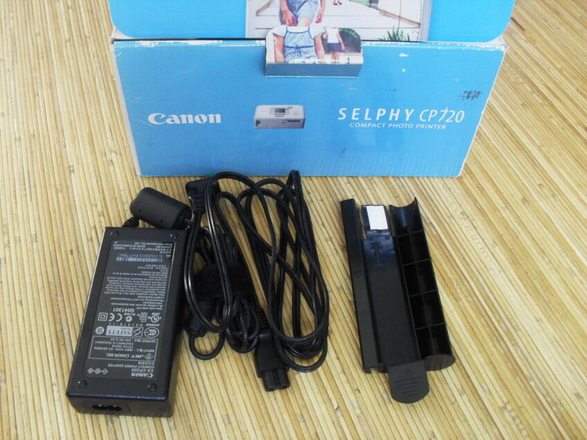 Canon SELPHY CP720 (Compact Photo Printer) Mulus banget....