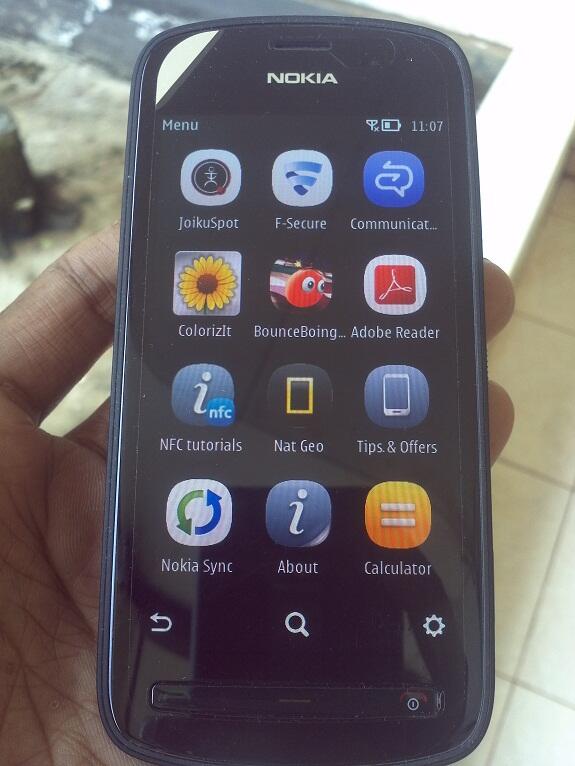 Nokia 808 PureView Kamera 41MP Black Lengkap Garansi Resmi Nokia Agustus 2013 Mulus