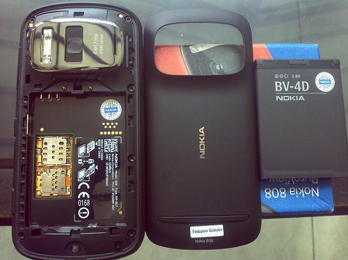 Nokia 808 PureView Kamera 41MP Black Lengkap Garansi Resmi Nokia Agustus 2013 Mulus
