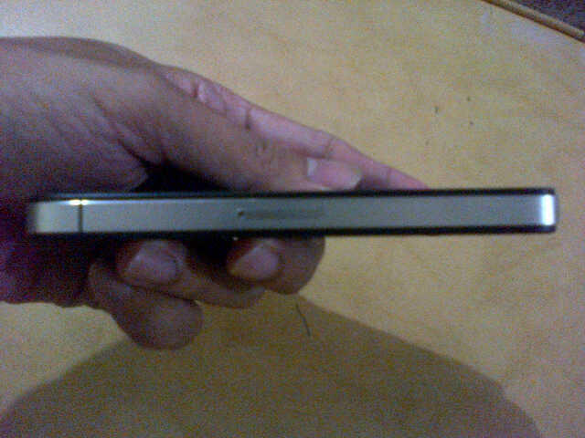 Jual RUGI Iphone 4 32Gb FU cuma 3,9jt!!BU