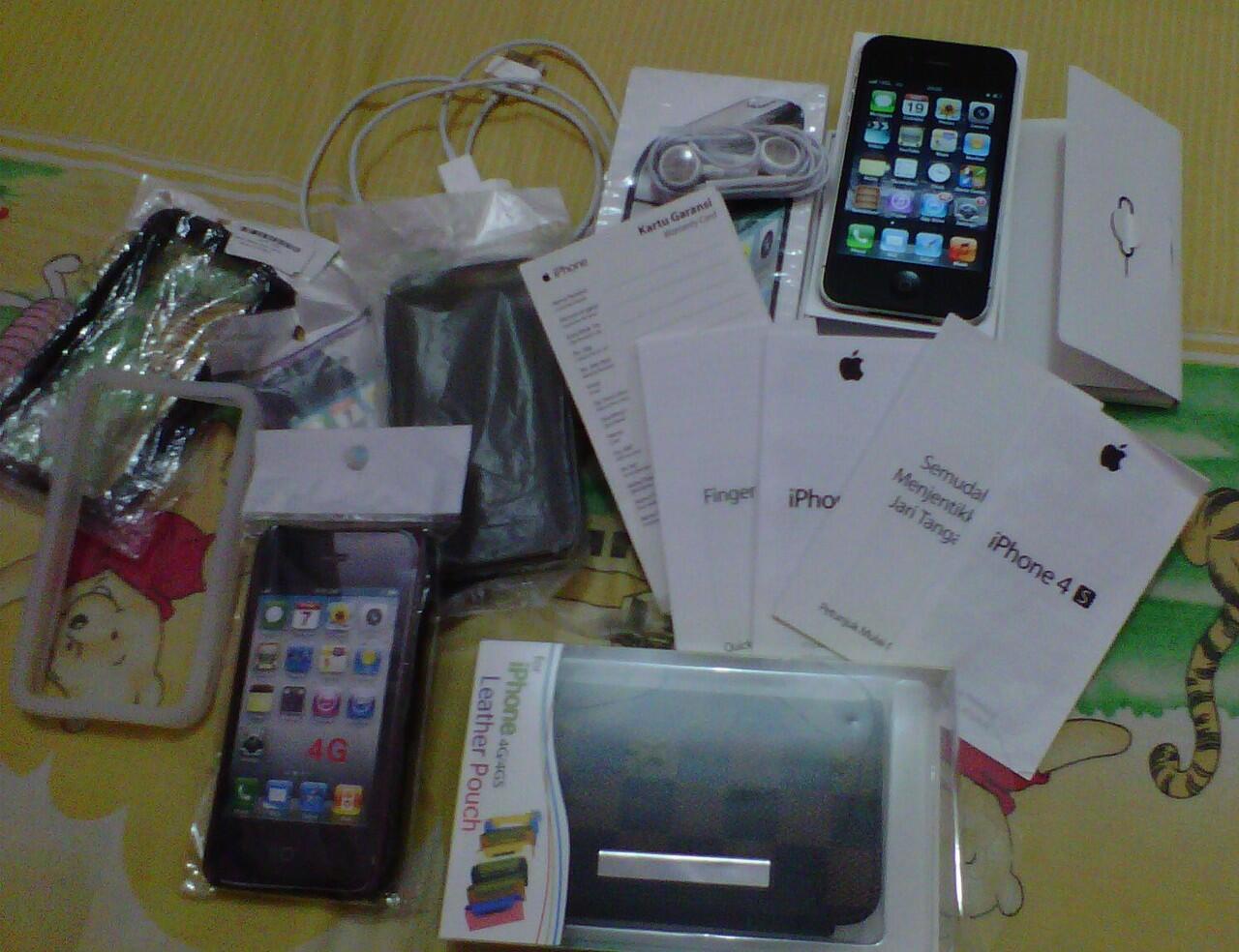 IPHONE 4S 16GB GARANSI RESMI 8BLN