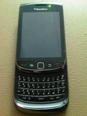 Blackberry Torch 9800 Black murmer Jogjakarta