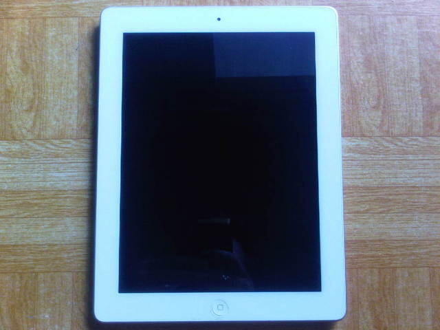 ipad 2 32gb 3G wifi white jakarta