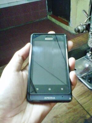 SONY XPERIA GO HITAM