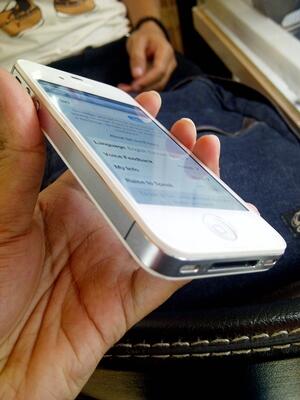 iPhone 4s 64GB white