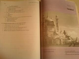 Buku Pendidikan Agama Islam (PAI) untuk kelas 9 SMP
