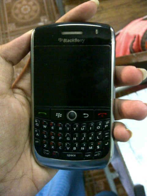 JUAL BLACKBERRY JAVELIN GEMINI SECOND MURAH !
