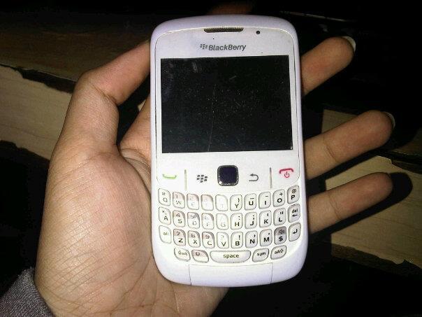 JUAL BLACKBERRY JAVELIN GEMINI SECOND MURAH !