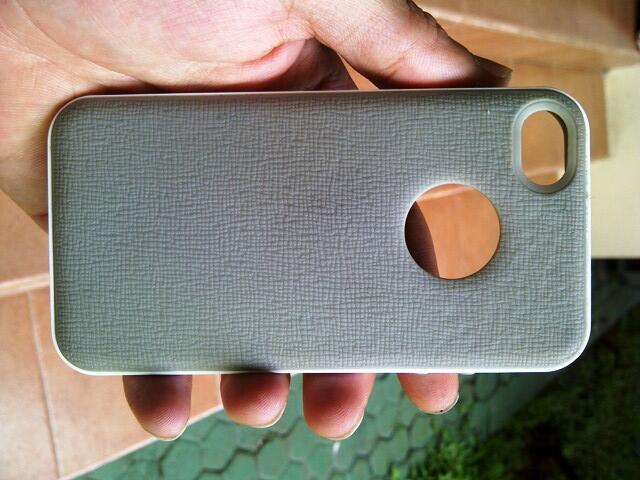 JUAL Iphone 4 32GB FU Black Bonus melimpah